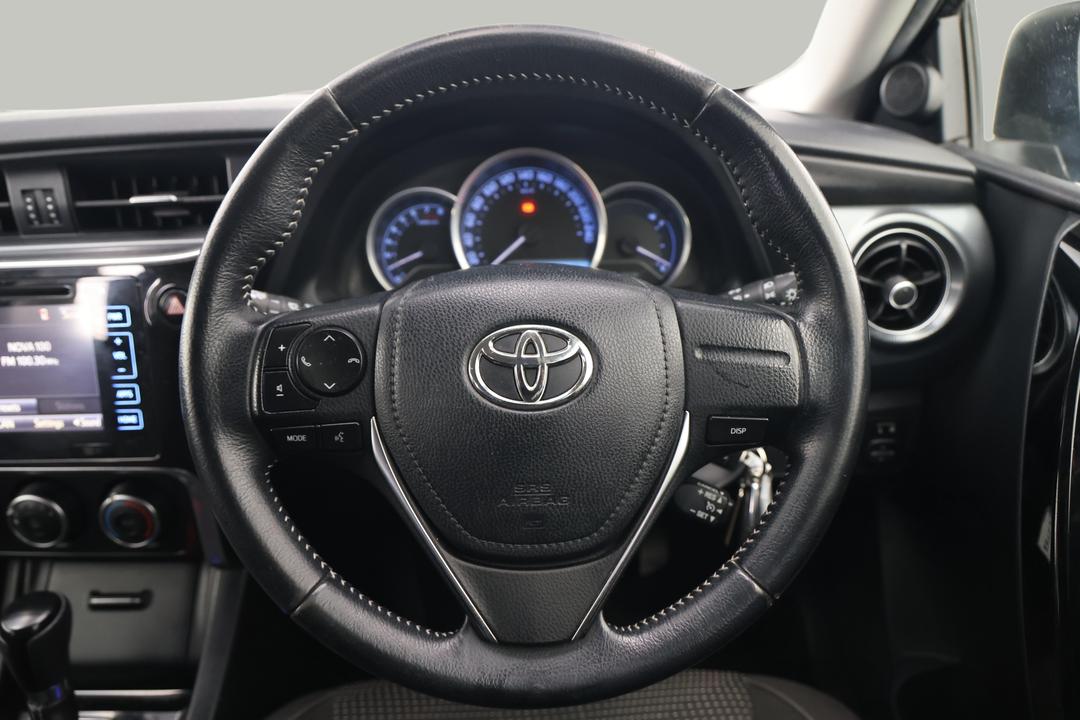 2018 Toyota Corolla Ascent Sport, Automatic, 145211 km, Steering Wheel Close-up