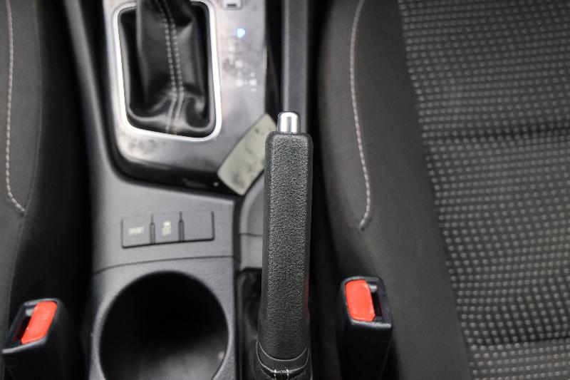 2018 Toyota Corolla Ascent Sport, Automatic, 145211 km, Handbrake