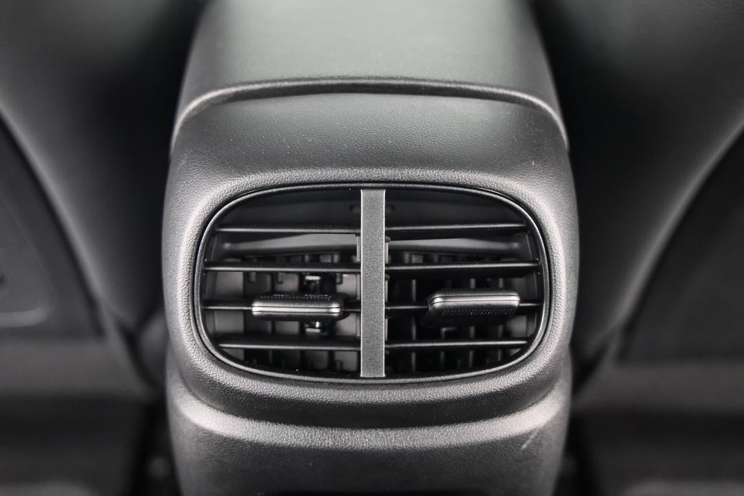 2024 Hyundai i30 N Line, Automatic, 23863 km, Rear A/C Vent