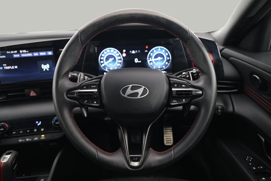 2024 Hyundai i30 N Line, Automatic, 23863 km, Steering Wheel Close-up