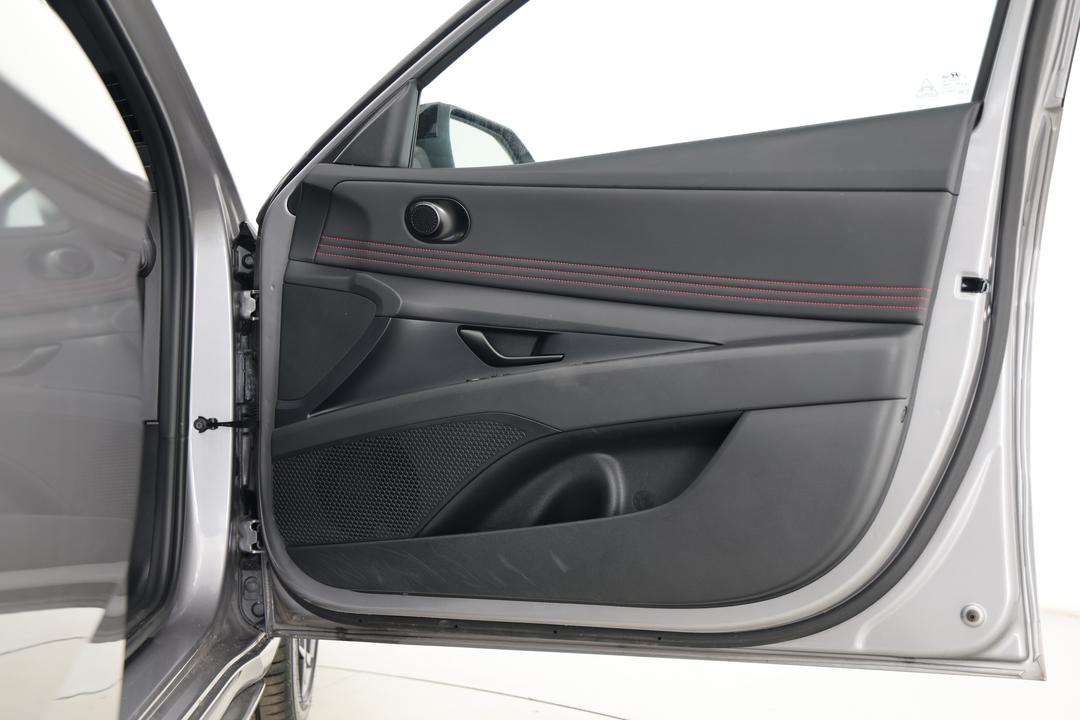 2024 Hyundai i30 N Line, Automatic, 23863 km, Speaker View