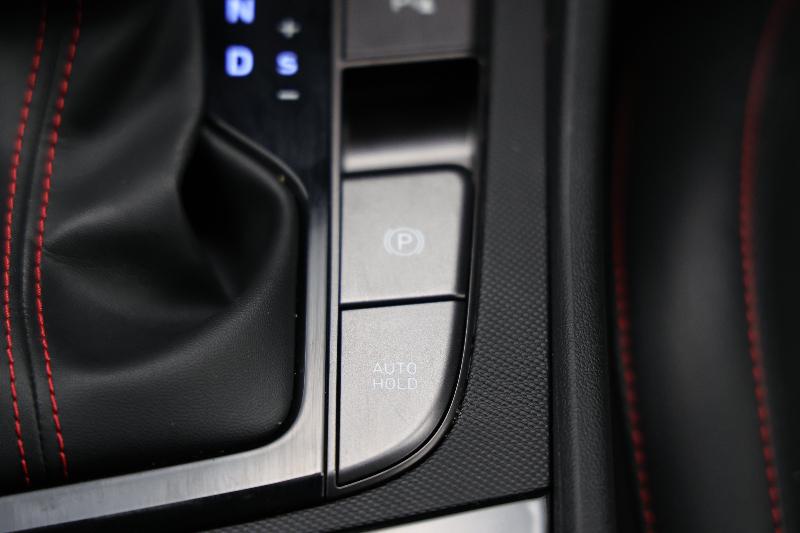 2024 Hyundai i30 N Line, Automatic, 23863 km, Handbrake