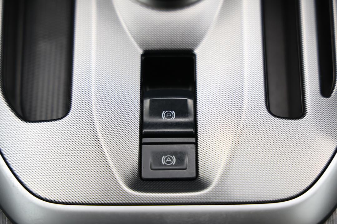 2021 GWM Haval Jolion Lux, Automatic, 65041 km, Handbrake