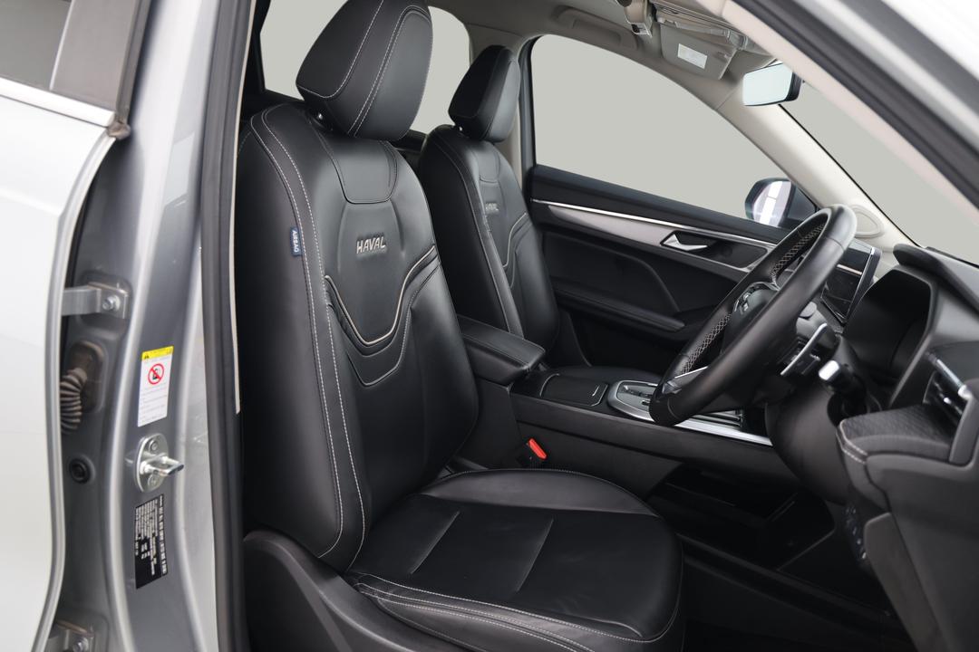 2021 GWM Haval Jolion Lux, Automatic, 65041 km, Right Side Front Door Cabin View