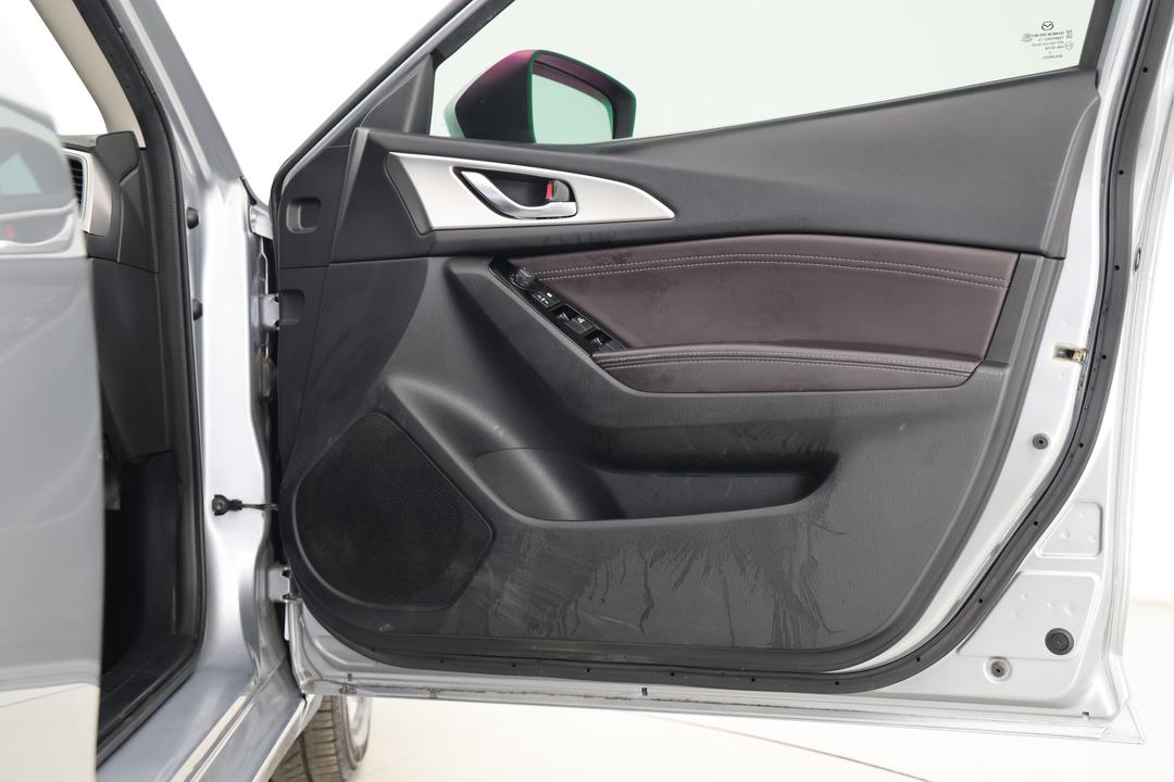 2019 Mazda 3 Touring (5yr), Automatic, 115325 km, Speaker View