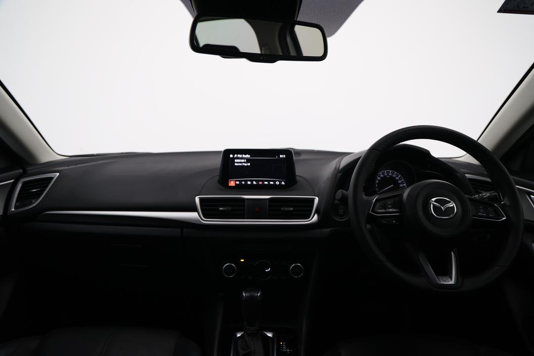 2019 Mazda 3 Touring (5yr), Automatic, 115325 km, Dashboard View