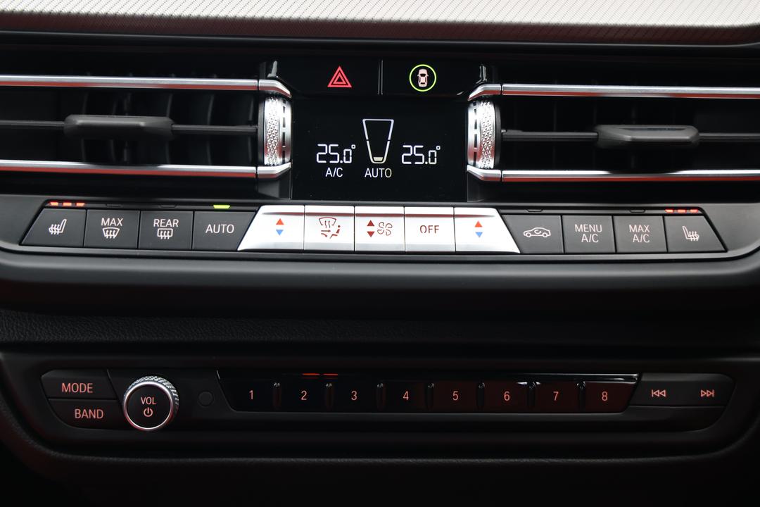 2022 BMW 1 M135i xDrive, Automatic, 49973 km, Ventilated Seats