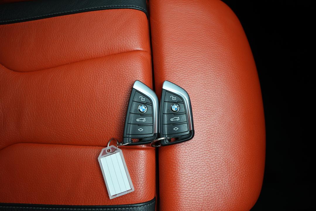 2022 BMW 1 M135i xDrive, Automatic, 49973 km, Key Close-up