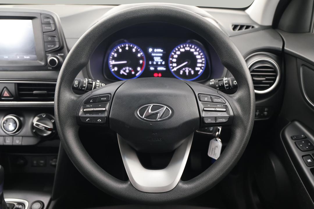 2019 Hyundai Kona Go (FWD), Automatic, 60481 km, Steering Wheel Close-up