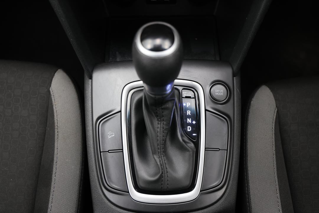 2019 Hyundai Kona Go (FWD), Automatic, 60481 km, Gear Lever 
