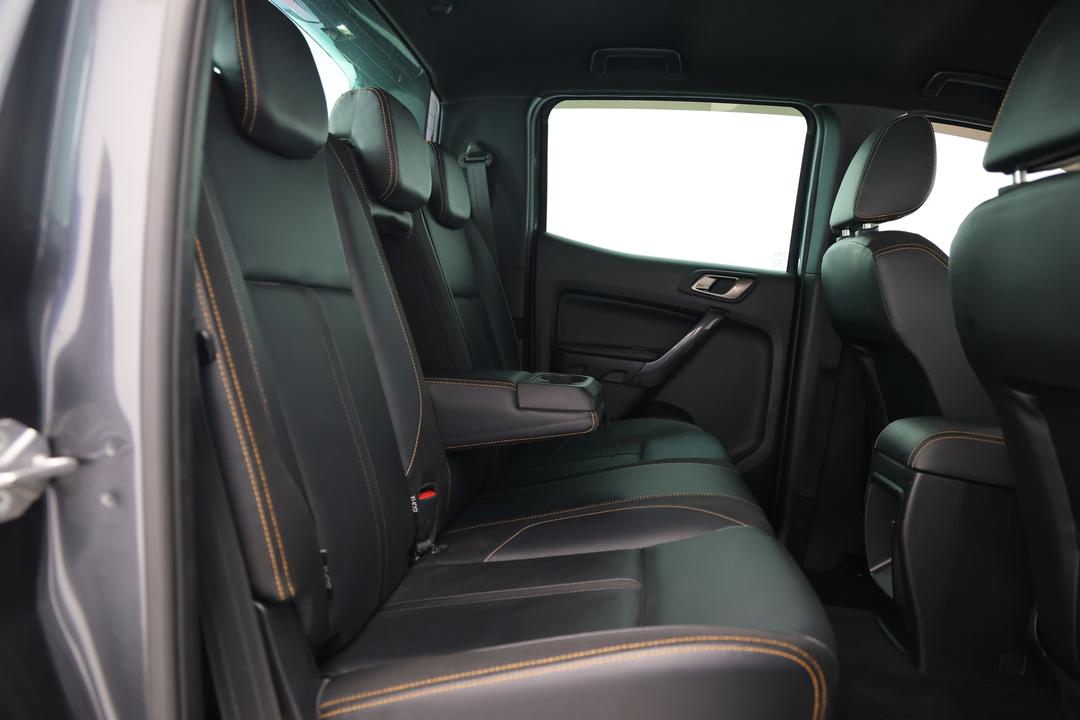 2021 Ford Ranger Wildtrak 2.0 (4x4), Automatic, 96079 km, Right Side Rear Door Cabin View