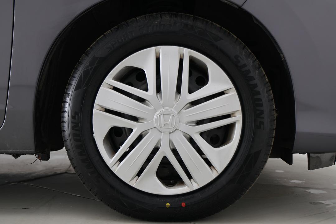 2019 Honda Jazz Vti, Automatic, 70678 km, Right Front Wheel