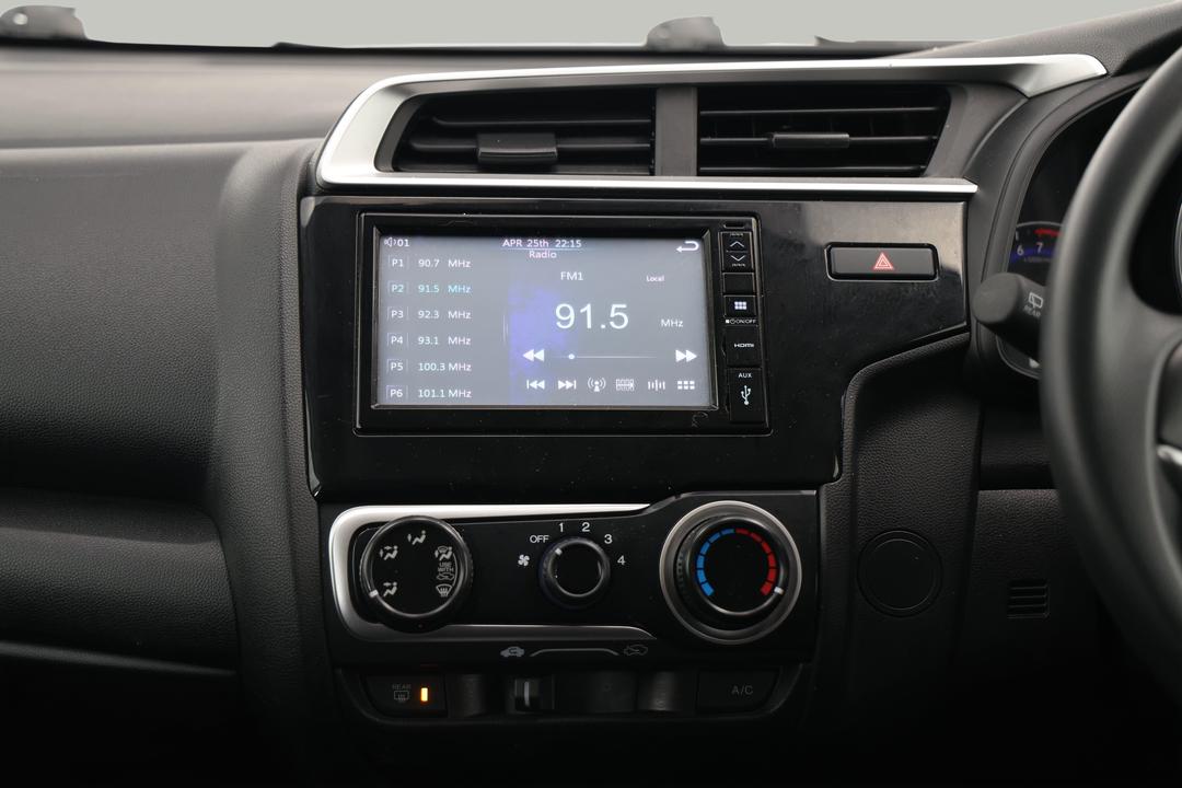 2019 Honda Jazz Vti, Automatic, 70678 km, Center Console