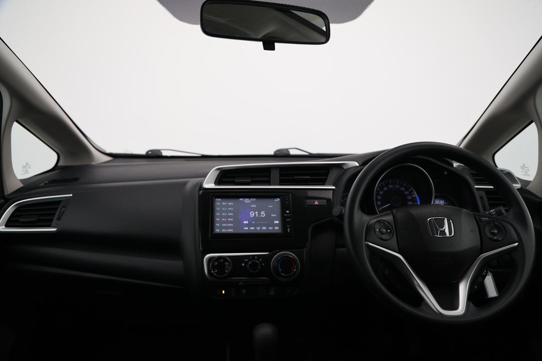 2019 Honda Jazz Vti, Automatic, 70678 km, Dashboard View