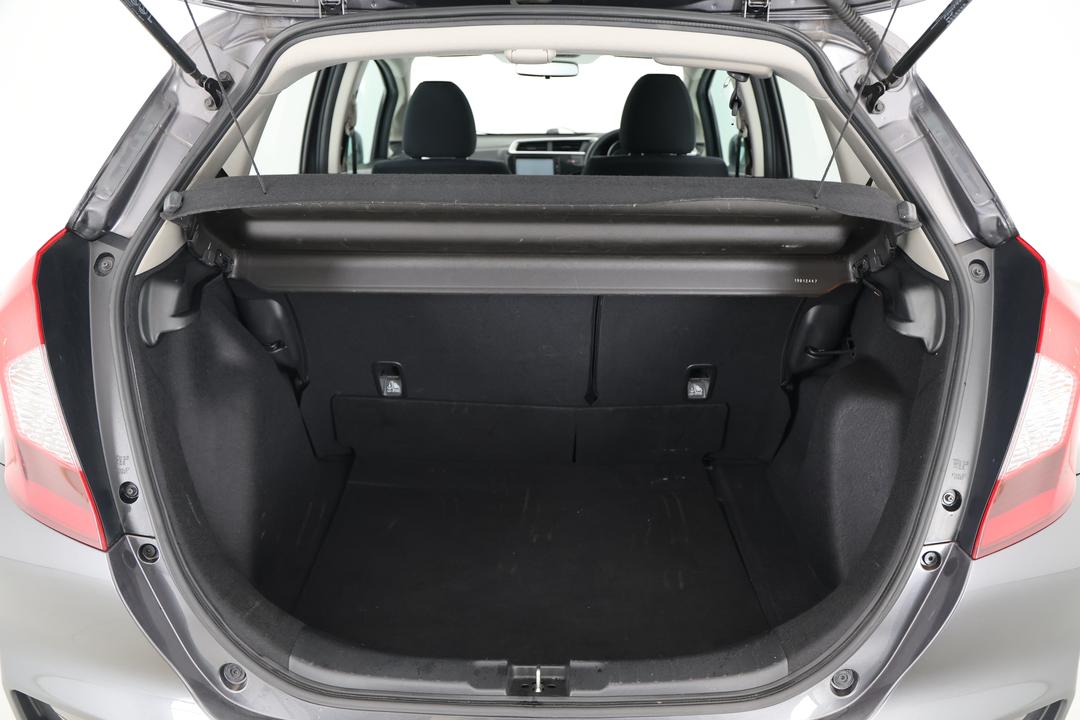 2019 Honda Jazz Vti, Automatic, 70678 km, Boot Inside View