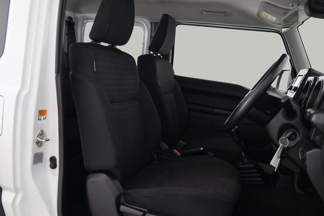 2022 Suzuki Jimny Lite, Manual, 36572 km, Right Side Front Door Cabin View