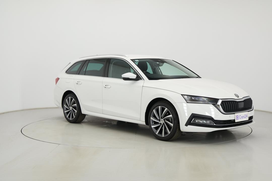 2023 SKODA Octavia Style 110tsi, Automatic, 65554 km, Right Front Diagonal (45- Degree) View