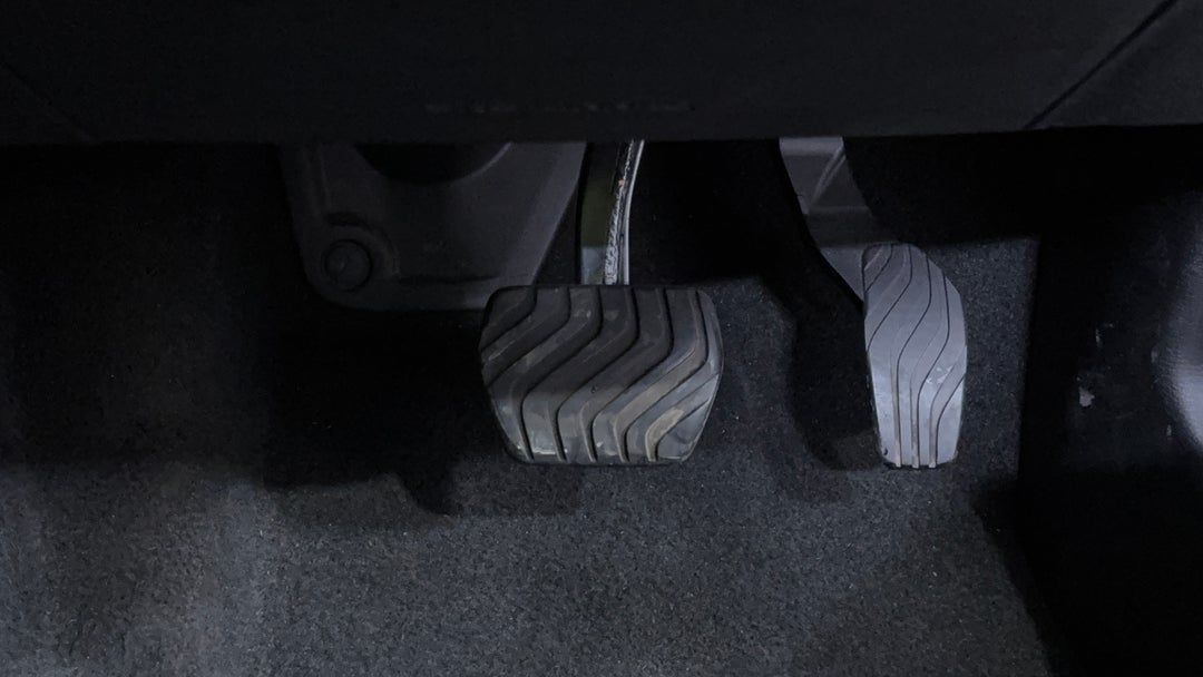 2024 Mitsubishi Outlander Es 5 Seat (2wd), Automatic, 52755 km, Pedals and Footmat