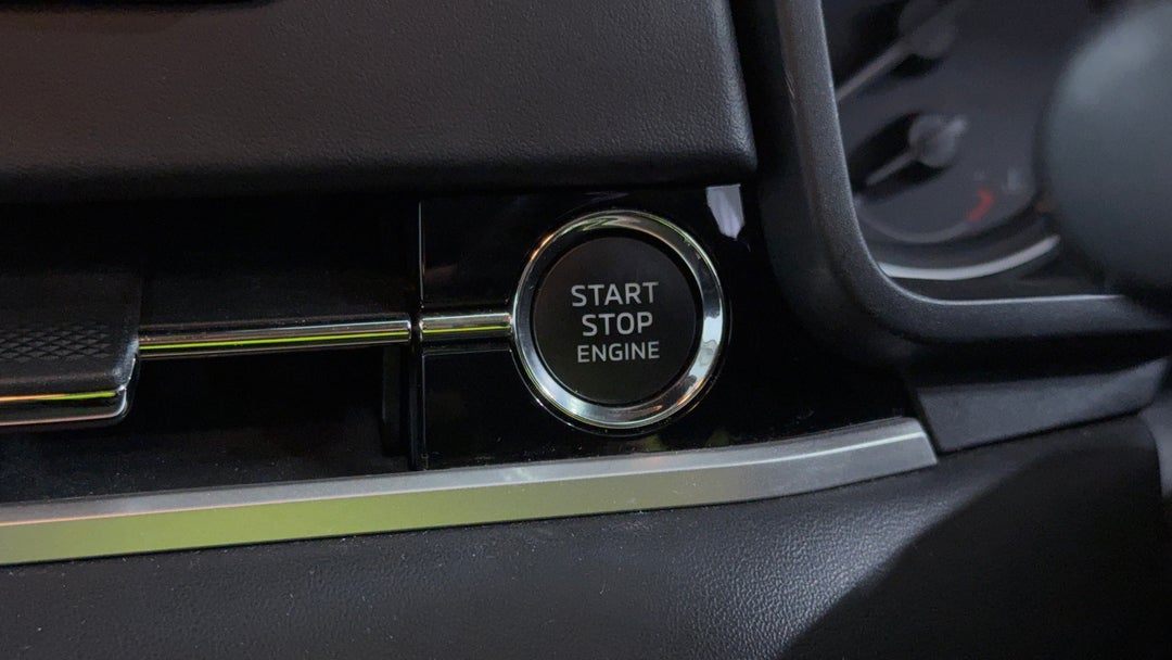 2024 Mitsubishi Outlander Es 5 Seat (2wd), Automatic, 52755 km, Keyless / Button Start