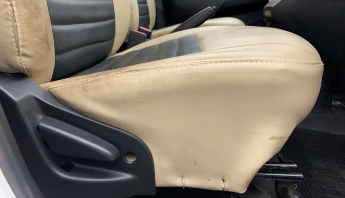 2018 Datsun Go Plus T, Petrol, Manual, 24,307 km, Driver Side Adjustment Panel