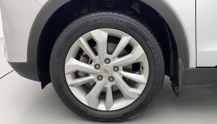 2020 Mahindra XUV 3OO W8 1.2 PETROL, Petrol, Manual, 55,334 km, Left Front Wheel
