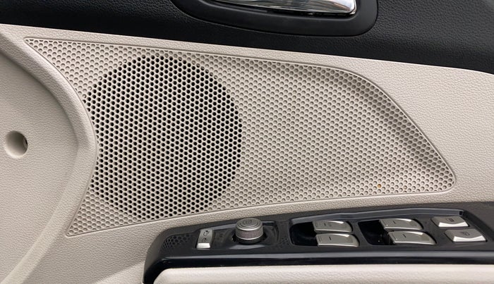 2020 Mahindra XUV 3OO W8 1.2 PETROL, Petrol, Manual, 55,334 km, Speaker