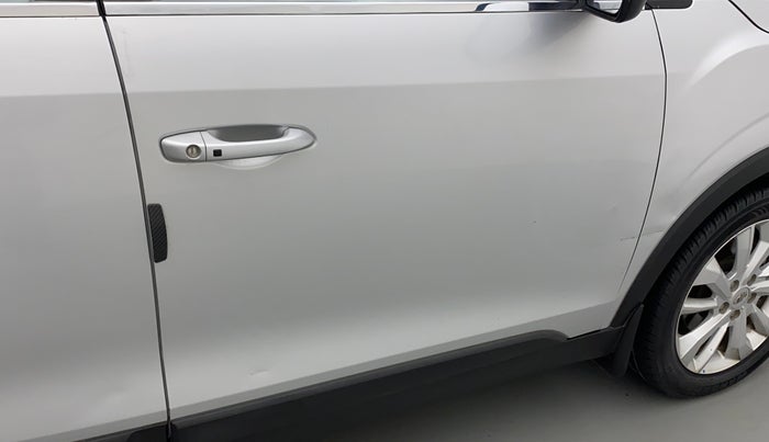 2020 Mahindra XUV 3OO W8 1.2 PETROL, Petrol, Manual, 55,334 km, Driver-side door - Minor scratches