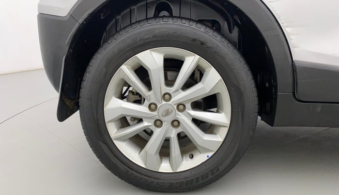 2020 Mahindra XUV 3OO W8 1.2 PETROL, Petrol, Manual, 55,334 km, Right Rear Wheel