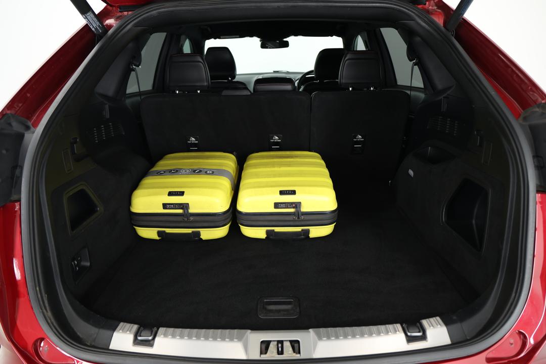 2019 Ford Endura St-line (AWD), Automatic, 97299 km, Boot Inside View with Luggage