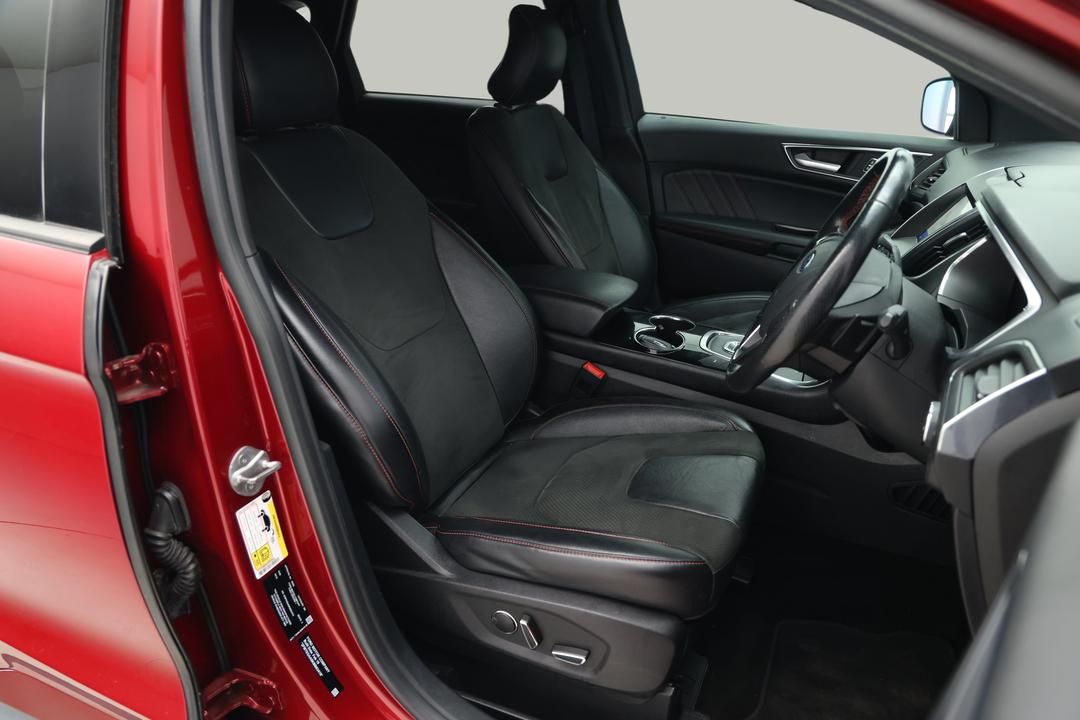 2019 Ford Endura St-line (AWD), Automatic, 97299 km, Right Side Front Door Cabin View