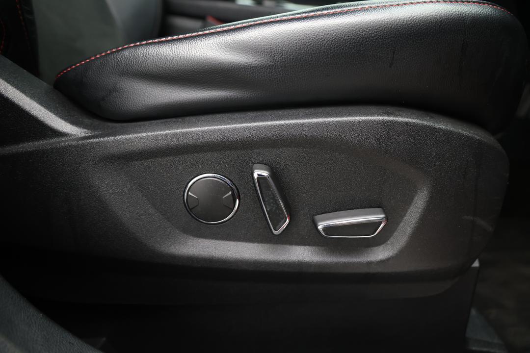 2019 Ford Endura St-line (AWD), Automatic, 97299 km, Drivers Side Adjustment Panel