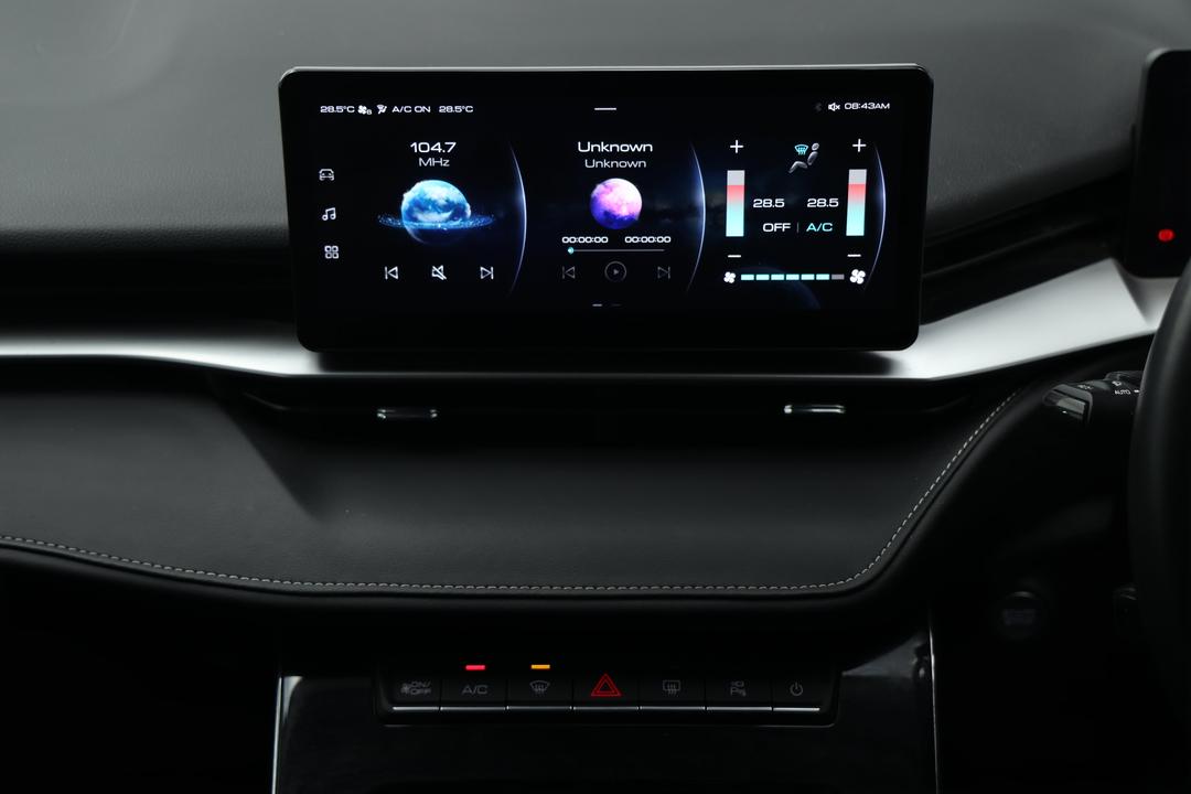 2021 GWM Haval H6 Lux, Automatic, 101912 km, Center Console