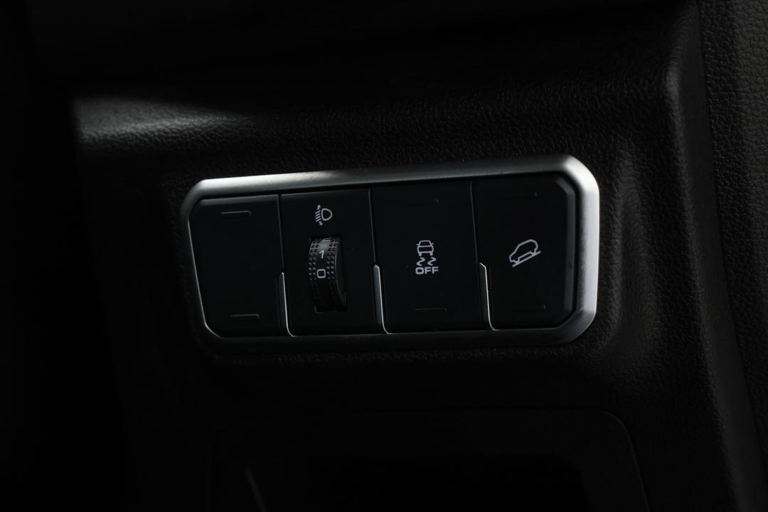 2021 GWM Haval H6 Lux, Automatic, 101912 km, Utility Switches/Buttons