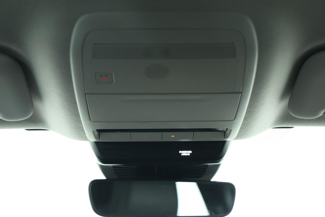2025 Mazda CX-30 G20 Touring (FWD), Automatic, 6871 km, On-Roof Controls/Sunglass holder