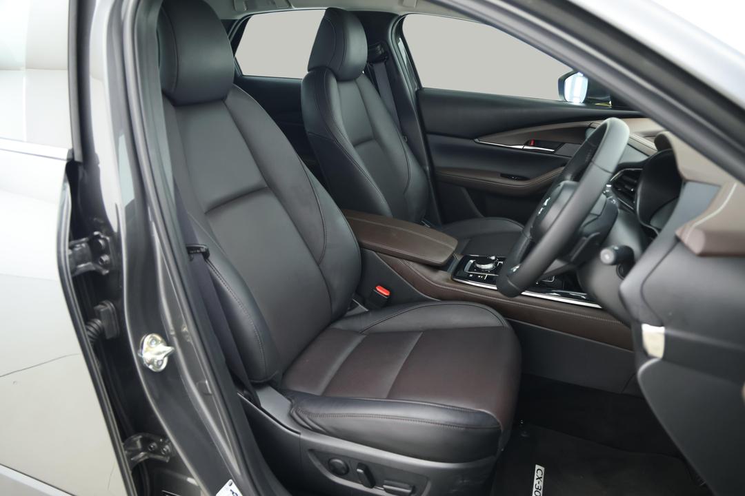 2025 Mazda CX-30 G20 Touring (FWD), Automatic, 6871 km, Right Side Front Door Cabin View