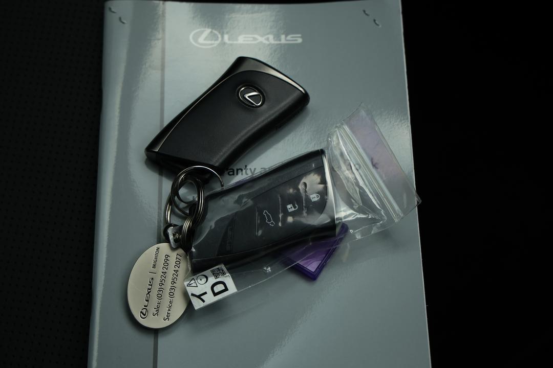 2024 Lexus Lbx Luxury 2WD (hybrid), Automatic, 3873 km, Key Close-up