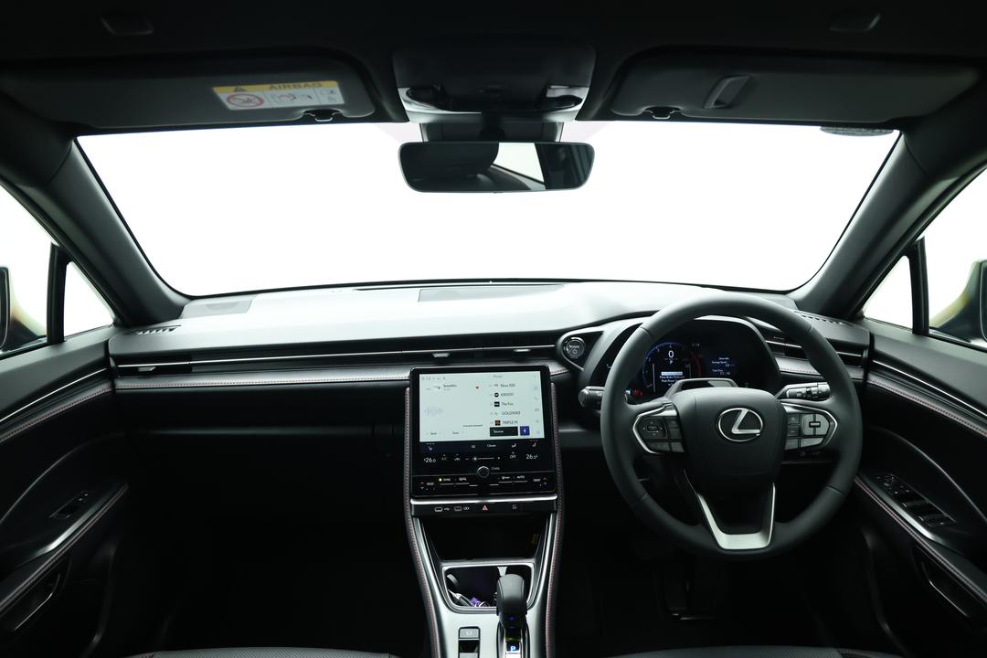 2024 Lexus Lbx Luxury 2WD (hybrid), Automatic, 3873 km, Dashboard View