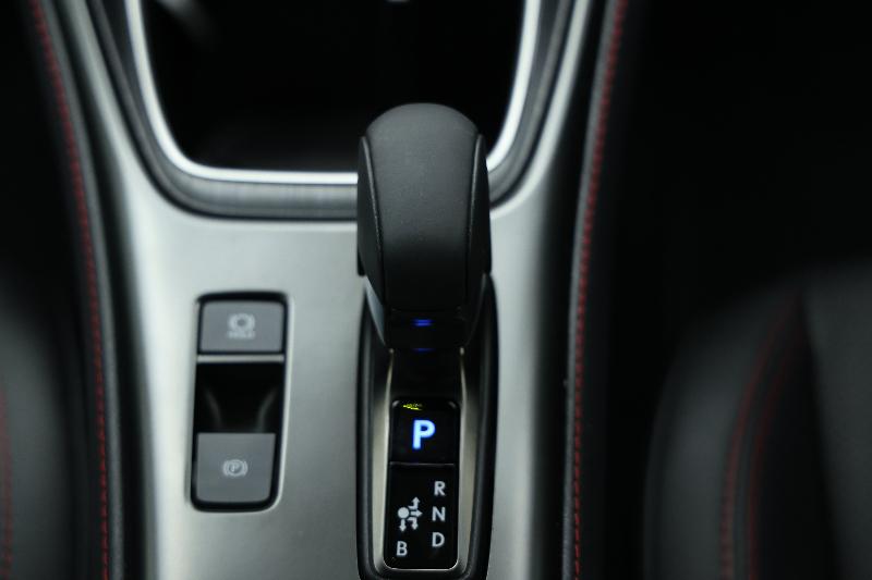 2024 Lexus Lbx Luxury 2WD (hybrid), Automatic, 3873 km, Gear Lever 