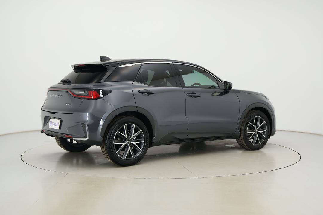 2024 Lexus Lbx Luxury 2WD (hybrid), Automatic, 3873 km, Right Back Diagonal (45- Degree) View