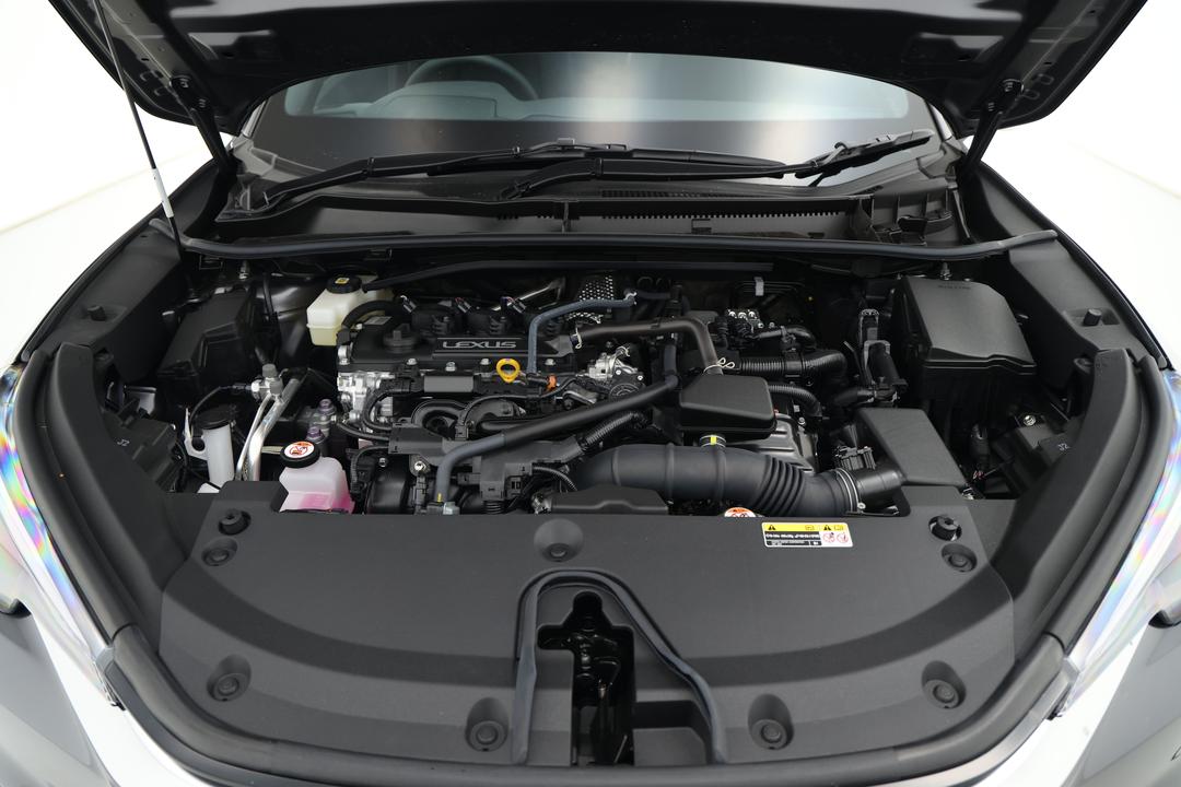 2024 Lexus Lbx Luxury 2WD (hybrid), Automatic, 3873 km, Open Bonnet (Engine)