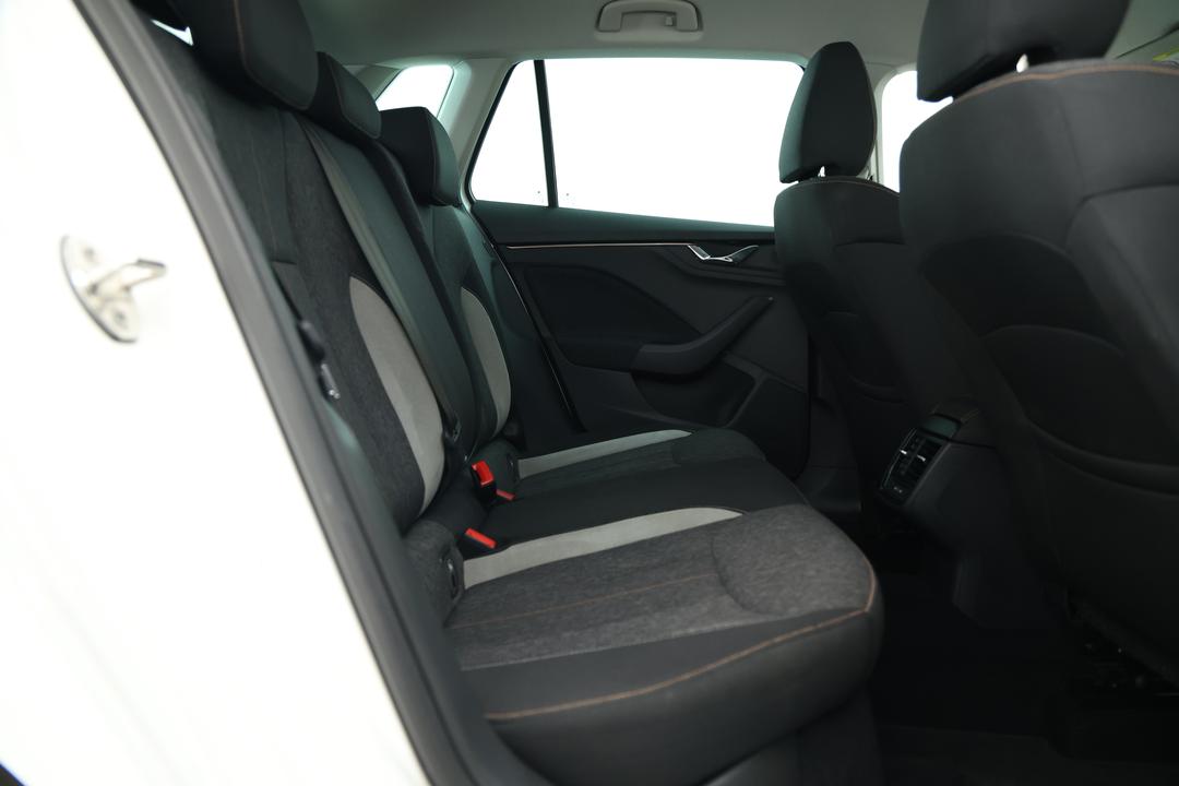 2022 SKODA Kamiq Style 85tsi, Automatic, 60466 km, Right Side Rear Door Cabin View