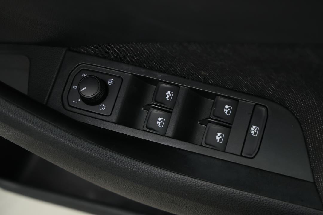 2022 SKODA Kamiq Style 85tsi, Automatic, 60466 km, Drivers Side Door Panel Controls