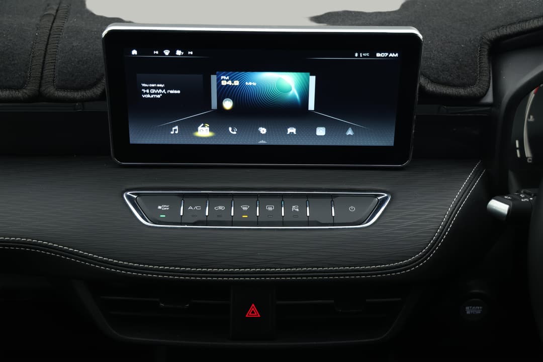 2025 GWM Haval Jolion Lux, Automatic, 22672 km, Center Console