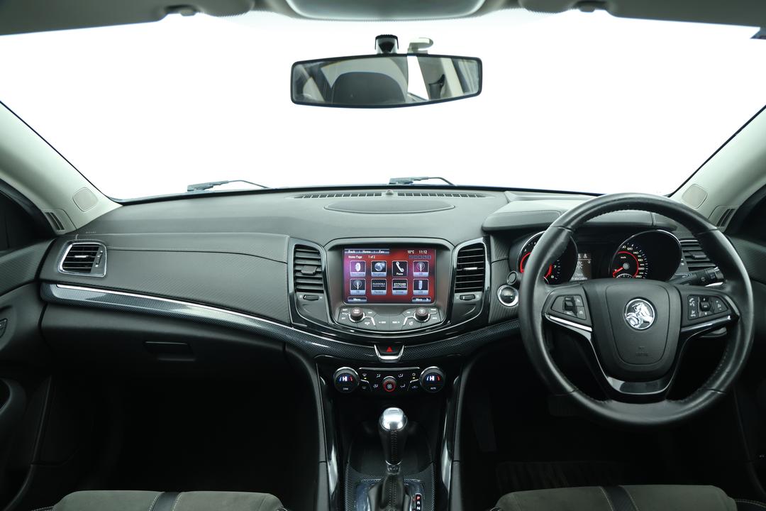 2017 Holden Commodore Sv6, Automatic, 129744 km, Dashboard View