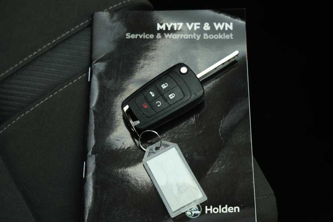 2017 Holden Commodore Sv6, Automatic, 129744 km, Key Close-up