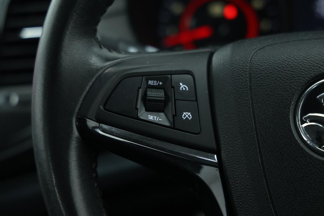 2017 Holden Commodore Sv6, Automatic, 129744 km, Cruise Control