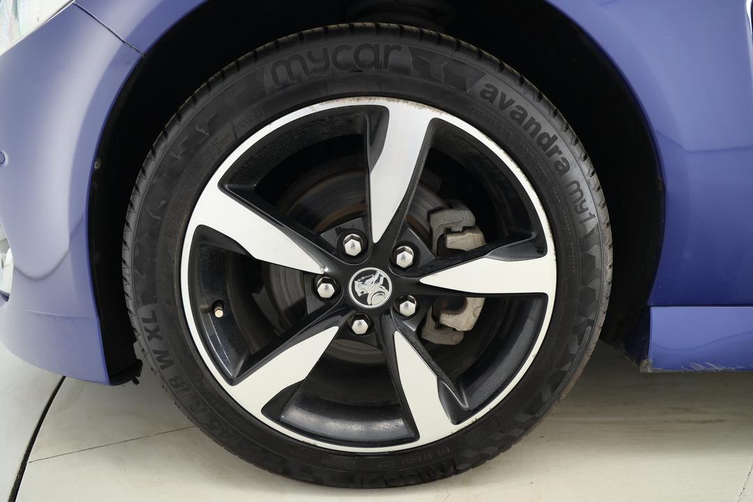 2017 Holden Commodore Sv6, Automatic, 129744 km, Left Front Wheel