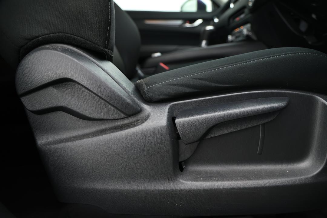 2025 Mazda CX-5 G25 Maxx Sport (FWD), Automatic, 9316 km, Drivers Side Adjustment Panel