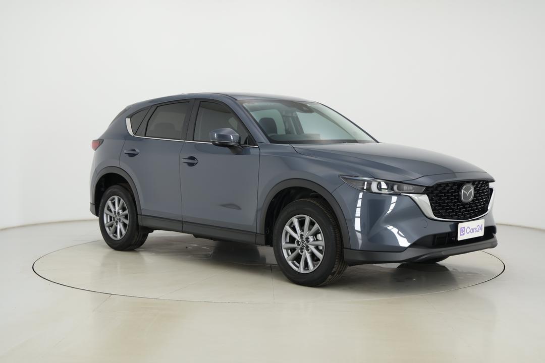2025 Mazda CX-5 G25 Maxx Sport (FWD), Automatic, 9316 km, Right Front Diagonal (45- Degree) View
