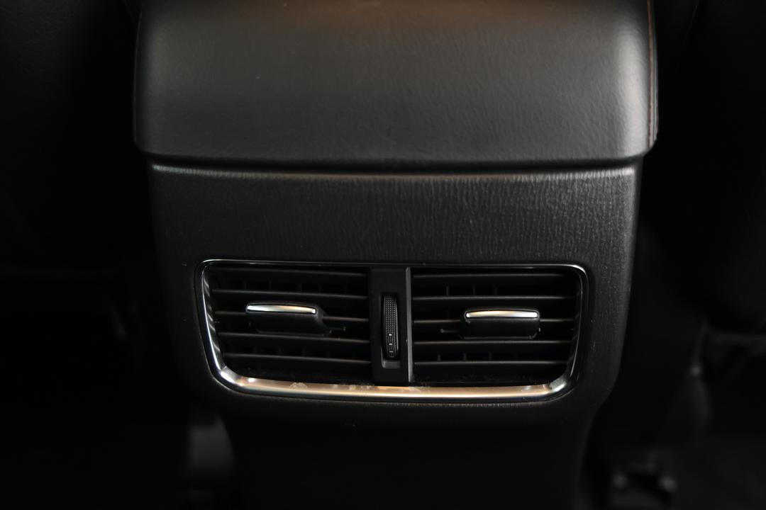 2018 Mazda CX-5 Akera (4x4), Automatic, 62524 km, Rear A/C Vent